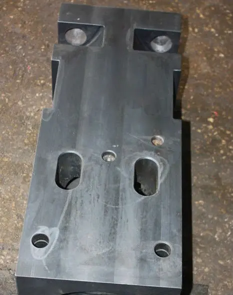 FRONT HEAD