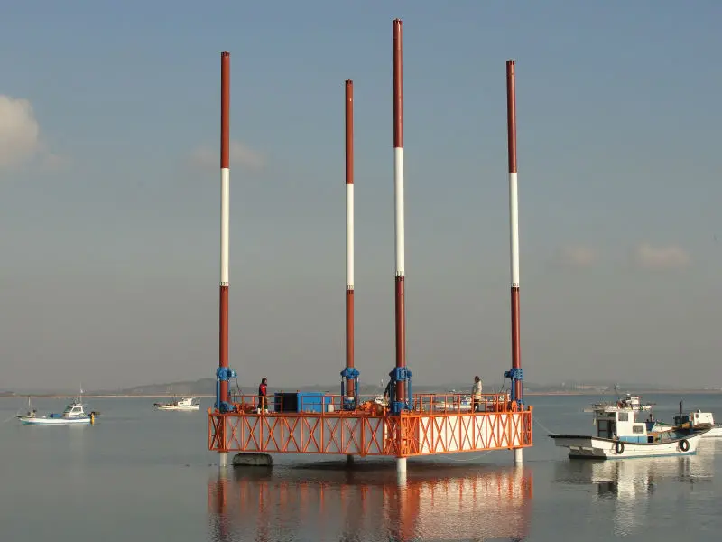 
Jack-up barge of soil for investigation 