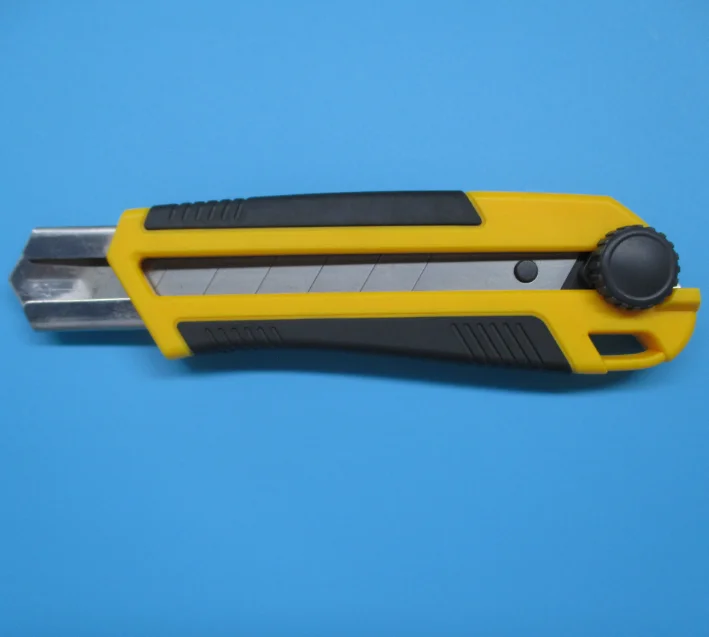 25毫米切断工具刀带扭锁的可伸缩刀片切刀