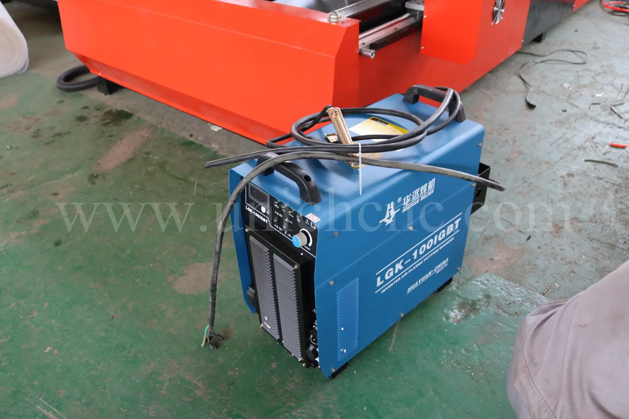 Cnc plasma cutter! UNICHCNC low price cnc plasma cutting machine metal plasma cutting machine