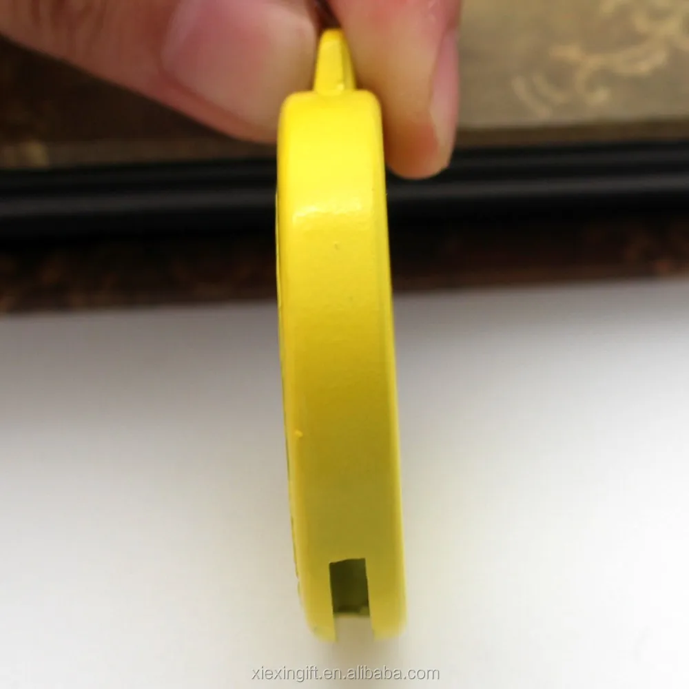 Wholesales custom plating metal keychain bottle opener