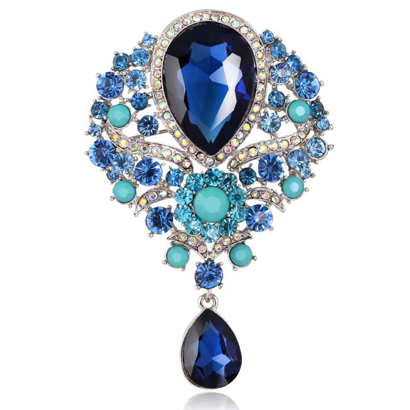 ding-Brooch.jpg