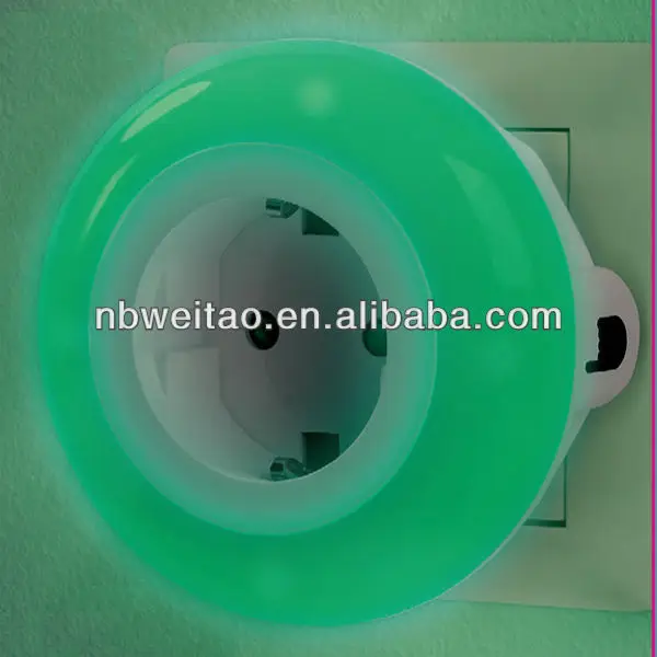 Ningbo Fashion mini color Wall LED Sensor Plug Socket Night Light