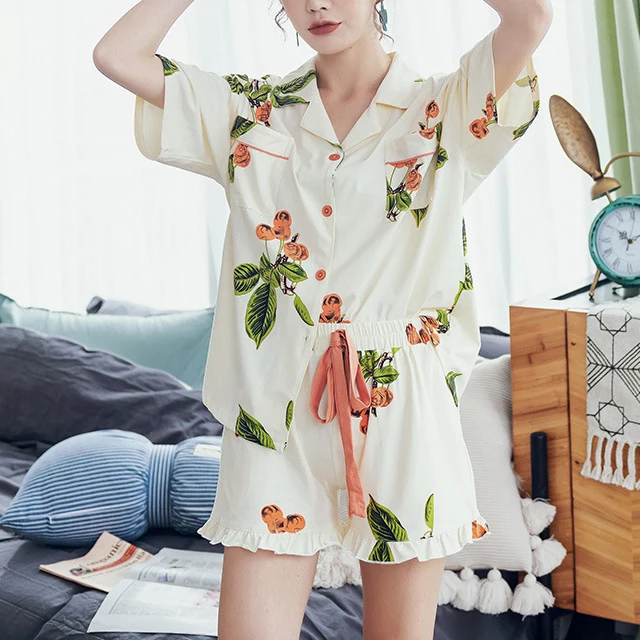 
202 Fashion Cute ladies winter Home clothes Short Sleeve Shorts cartoon cotton pajama Women Sets Sleepwear 