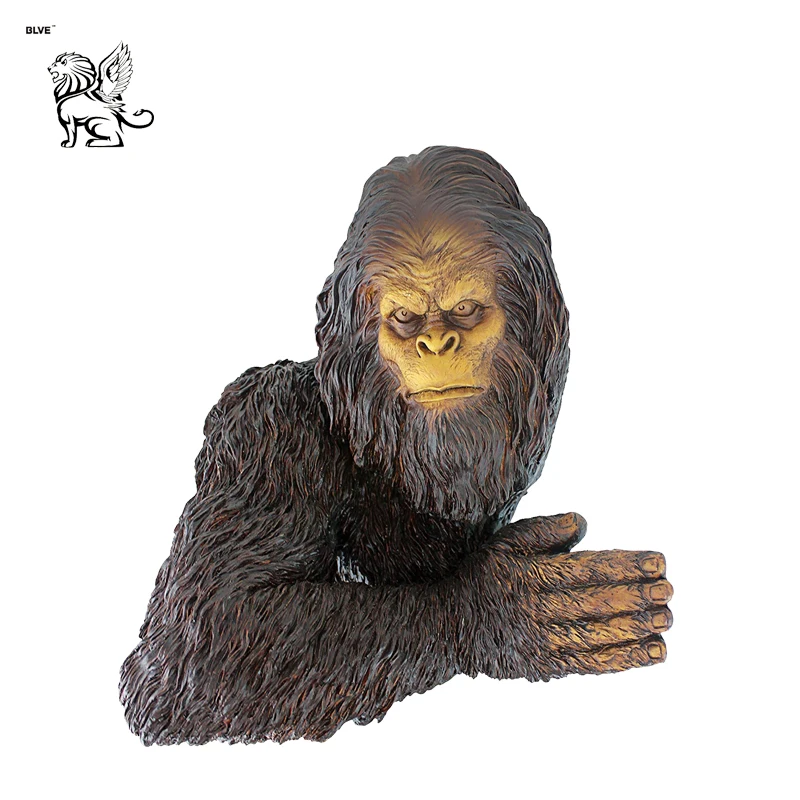 Wholesale Life Size Fiberglass Bigfoot Sculpture Polyresin Yeti Statue