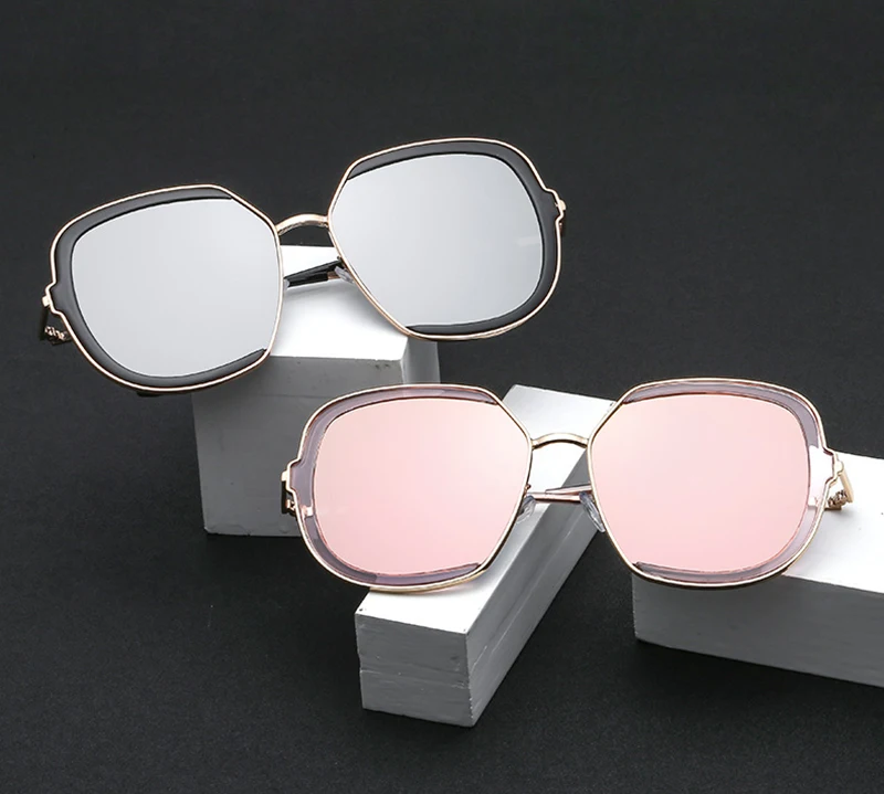 2019 Vintage Trend Metal Oversized Sunglasses Gradient Women Half Frame Glasses
