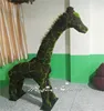 China factory direct plastic grass animals giraffe garden decoration
