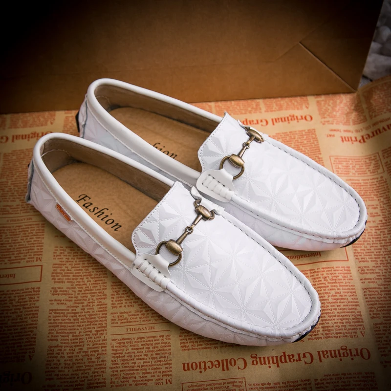 

Summer classical men loafer shoes comfortable slip on driver shoes, Black/white