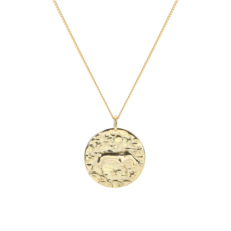 

2019 trendy style animal pattern relief design gold coin necklace for women