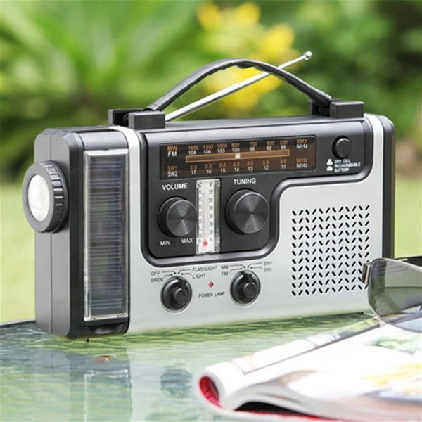 
Solar Powered Dynamo Wind Up Rechargeable AM FM Radio Music with LED Torch Dynamo Multifunction Solar Radio 