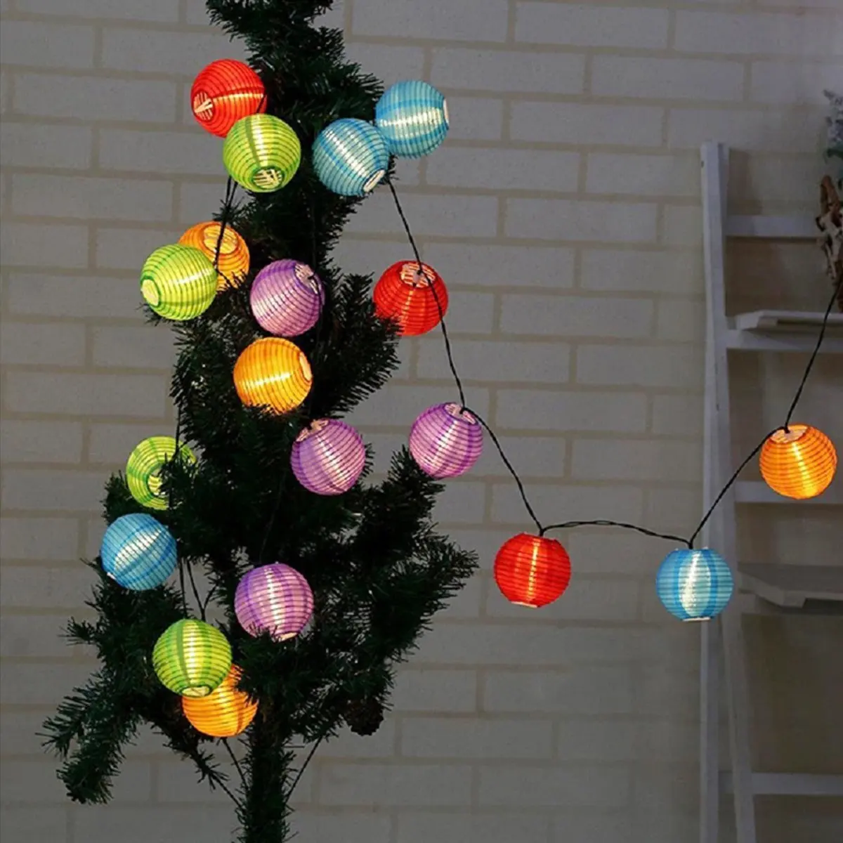 HEALLILY 20pcs Black Christmas Tree Hanging Lantern Vintage Miniature Oil Lamp Lantern Decorative Xmas Tree Hanging Pendant Holiday Party Decorations