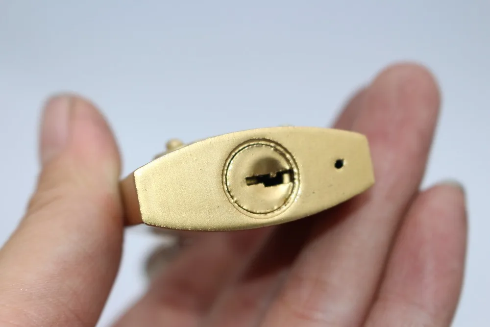 
Factory wholesale fine polishing big small thin type best safty cheap price imitate brass padlock 