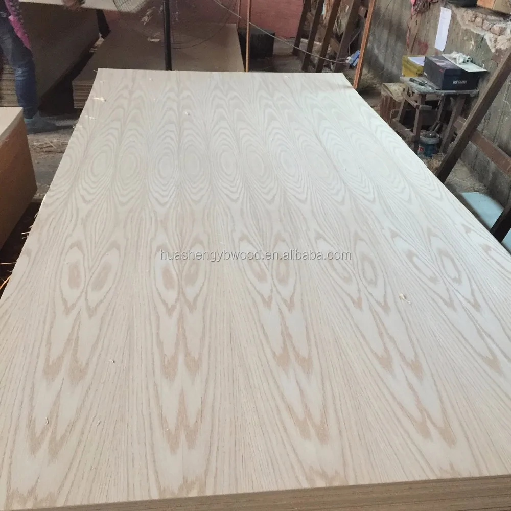 
18mm Crown cut red oak veneered mdf board for furniture 