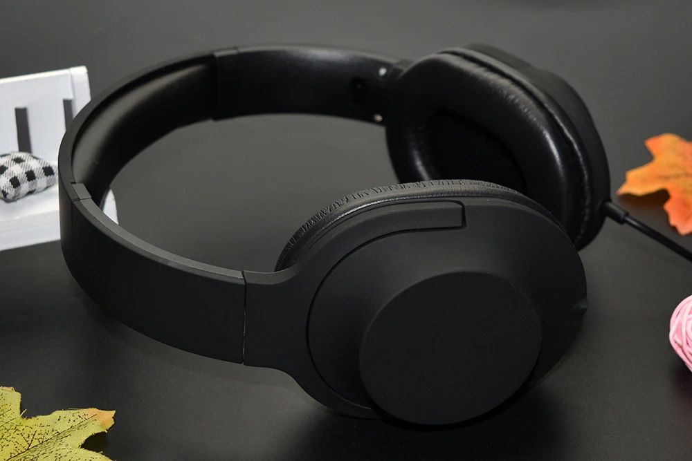 现代耳挂式耳机音频额外低音 dj 耳机麦克风