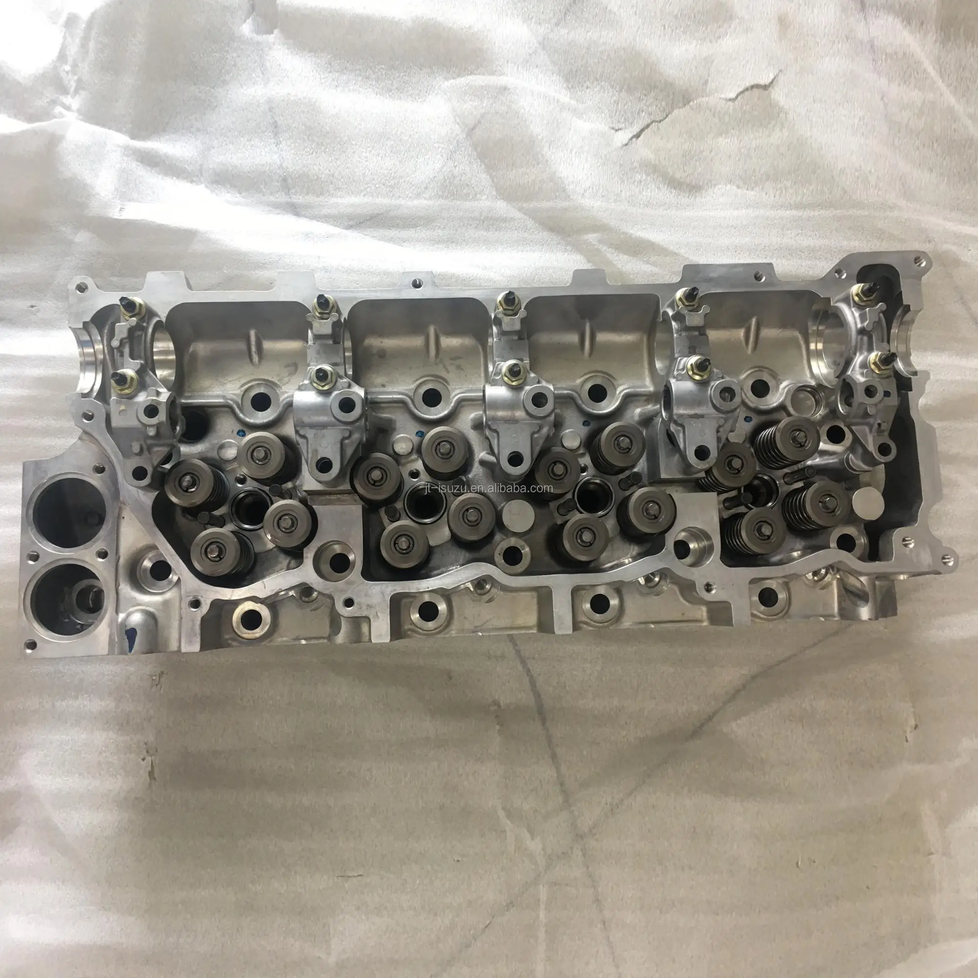 8-97167769-8 For Genuine Parts 4hj1 Cylinder Head Asm - Buy Cylinder ...