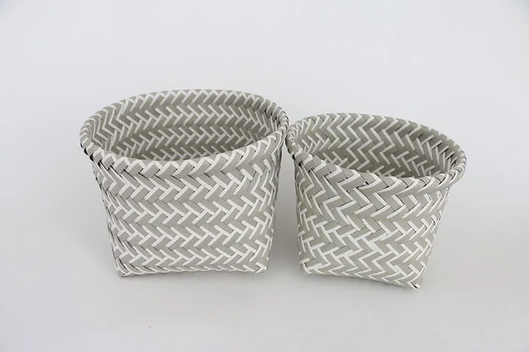divided good quality handmade pp strap mini straw weaving basket