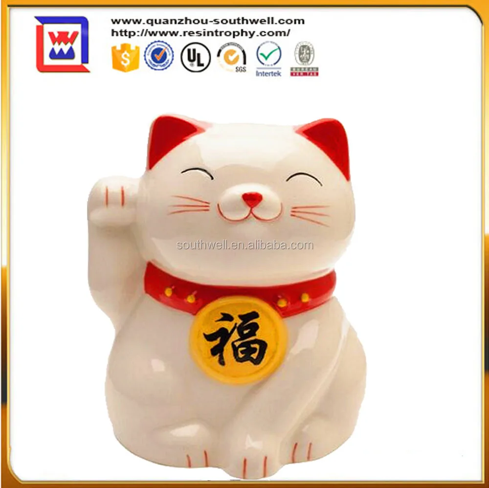 solar lucky cat