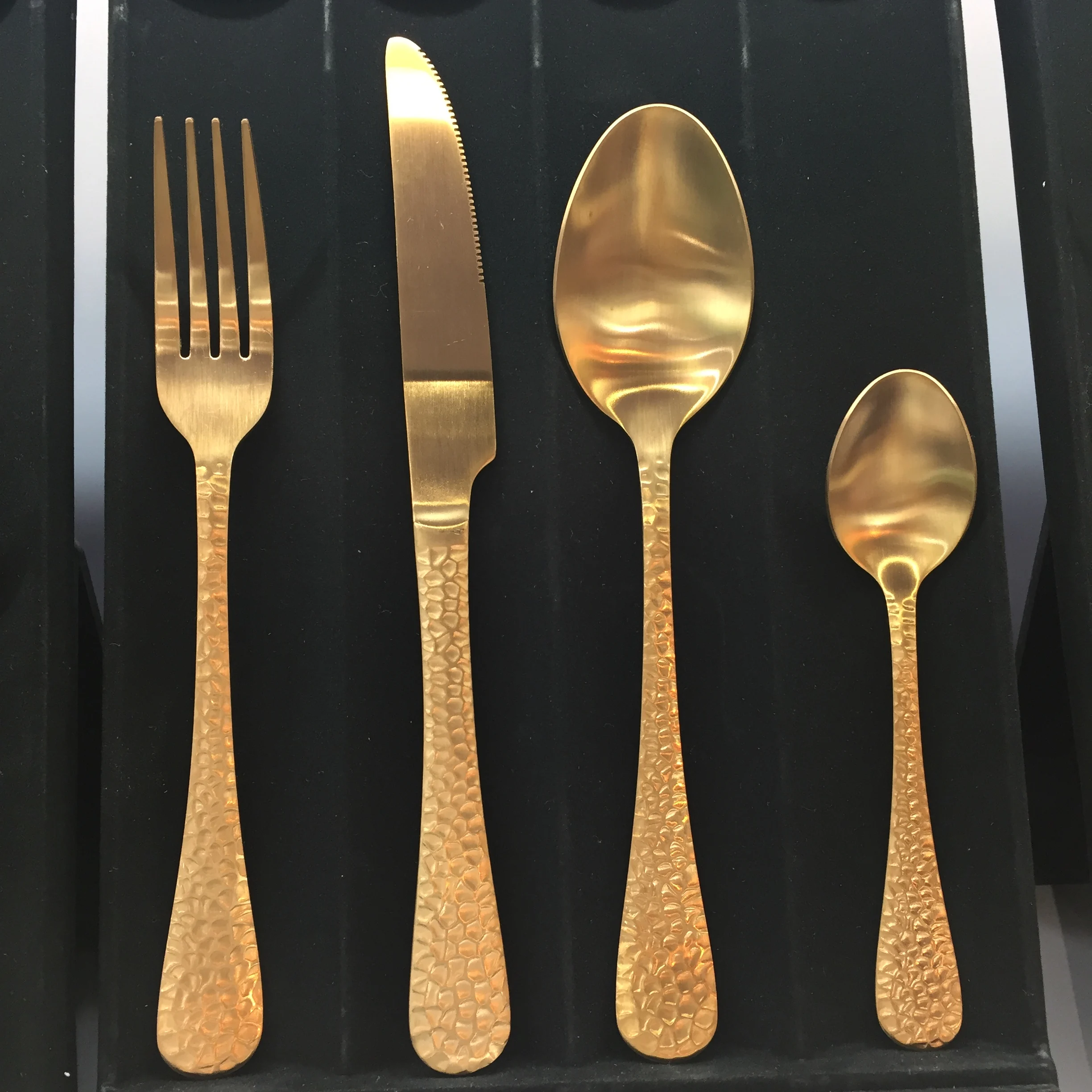 Wedding Flatware Dinner Fork Knife Spoon Gold Silver Cutlery With White Handle