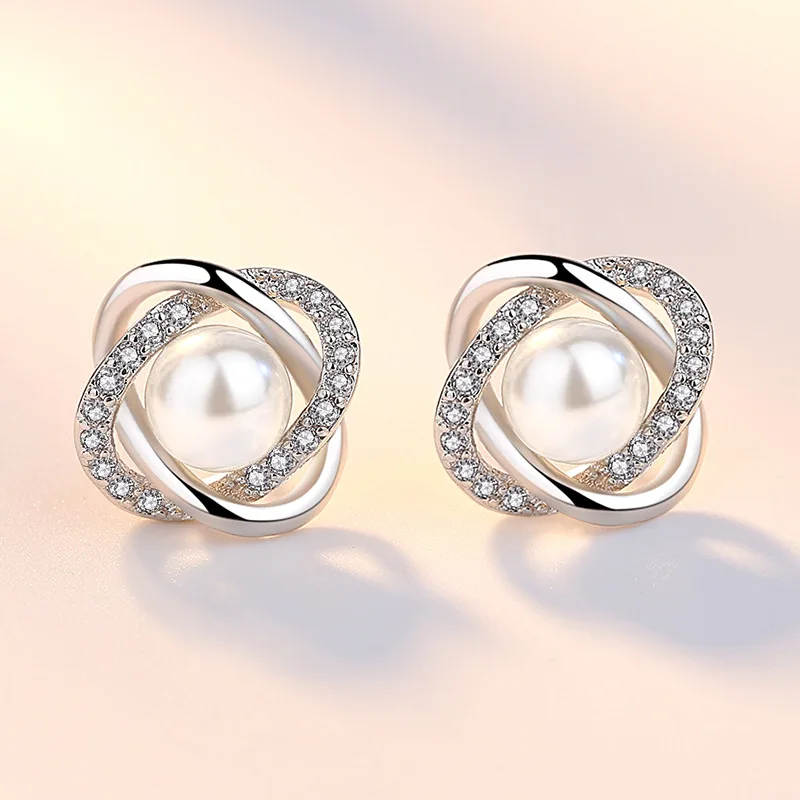 

Wholesale Stud Pearl Earring Korea Style Crystal Earrings In Silver Plating Fashion Lady Jewelry