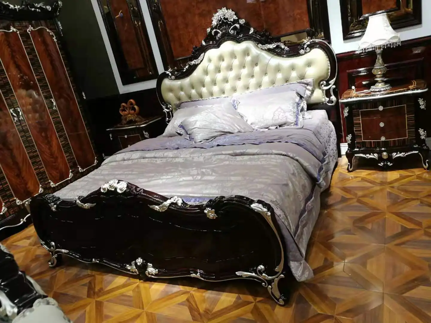 European neoclassical solid wood carved livingroom royal sofa set