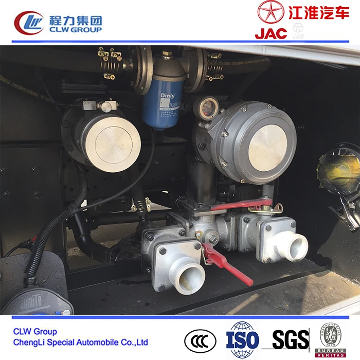 JAC refueling truck3.jpg