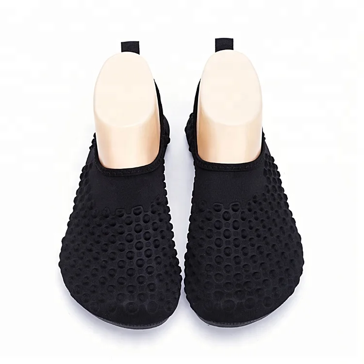 

Outdoor Light Weight Quick Dry Diving Soft Sole Anti Slip Swimming Beach Aqua Water Shoes, Black