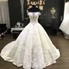 2019 Royal wedding dress, luxurious atmosphere,off shoulder bride gown 1.5 m big tail