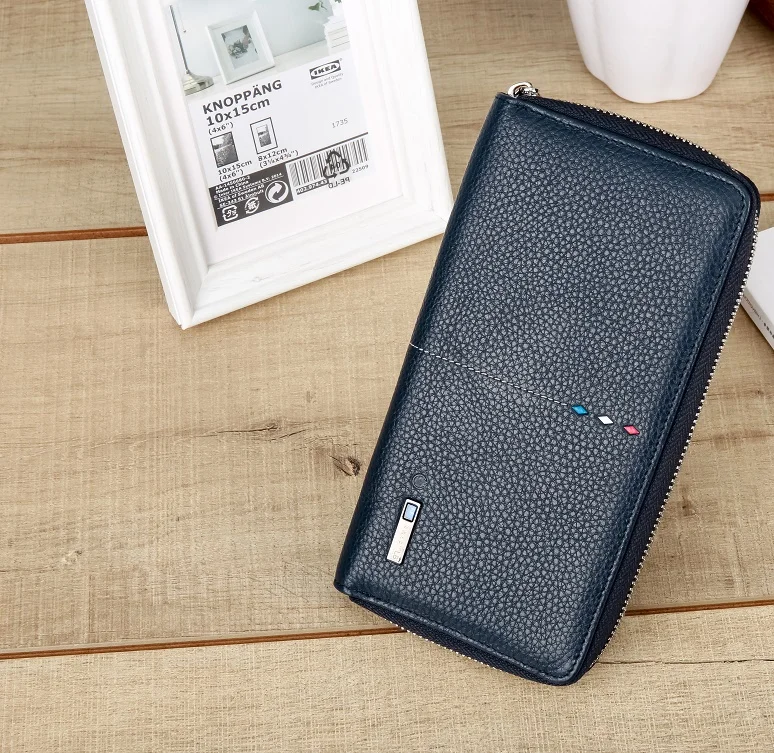 

SMARTLB ladies charger wallet leather maria@ donmia.com