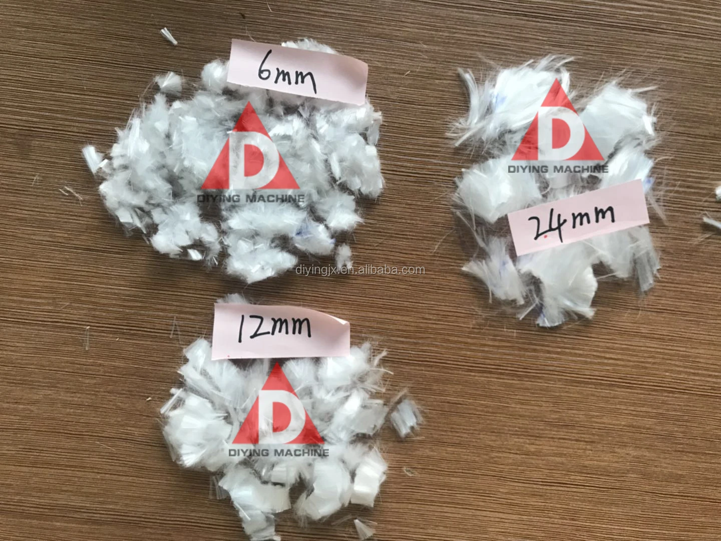 Waste Cloth Textile Plastic Glass Roving Kevlar Pulp Pmia Carbon Fibre Cutting Chopping Machine 