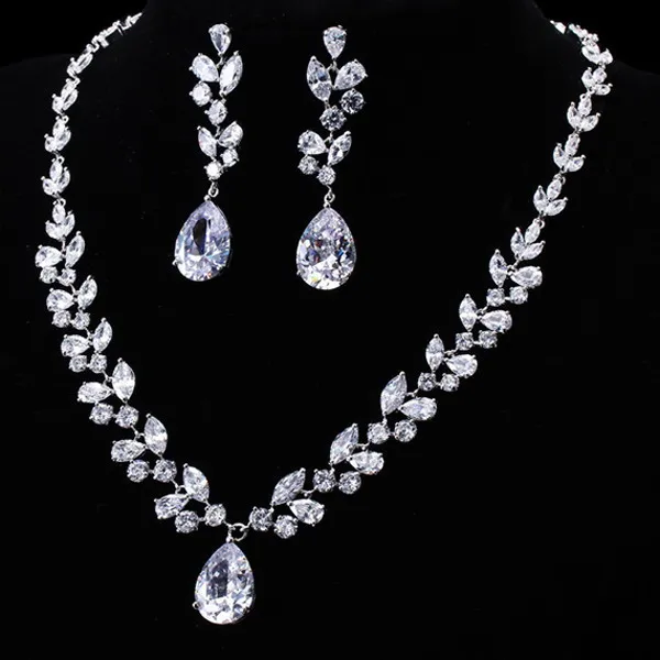 

Platinum Plated AAA Cubic Zircon bridal Jewelry Sets Dangle Earrings and Pendant