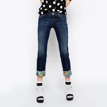 jeans with pattern on bottom