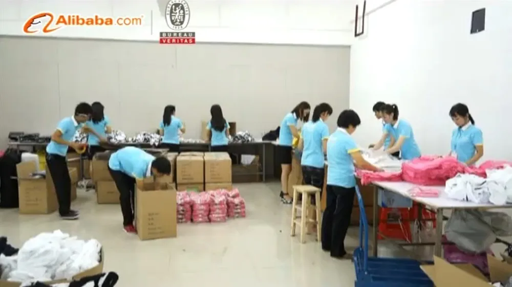 HTB1DUHeEY5YBuNjSspoq6zeNFXaW