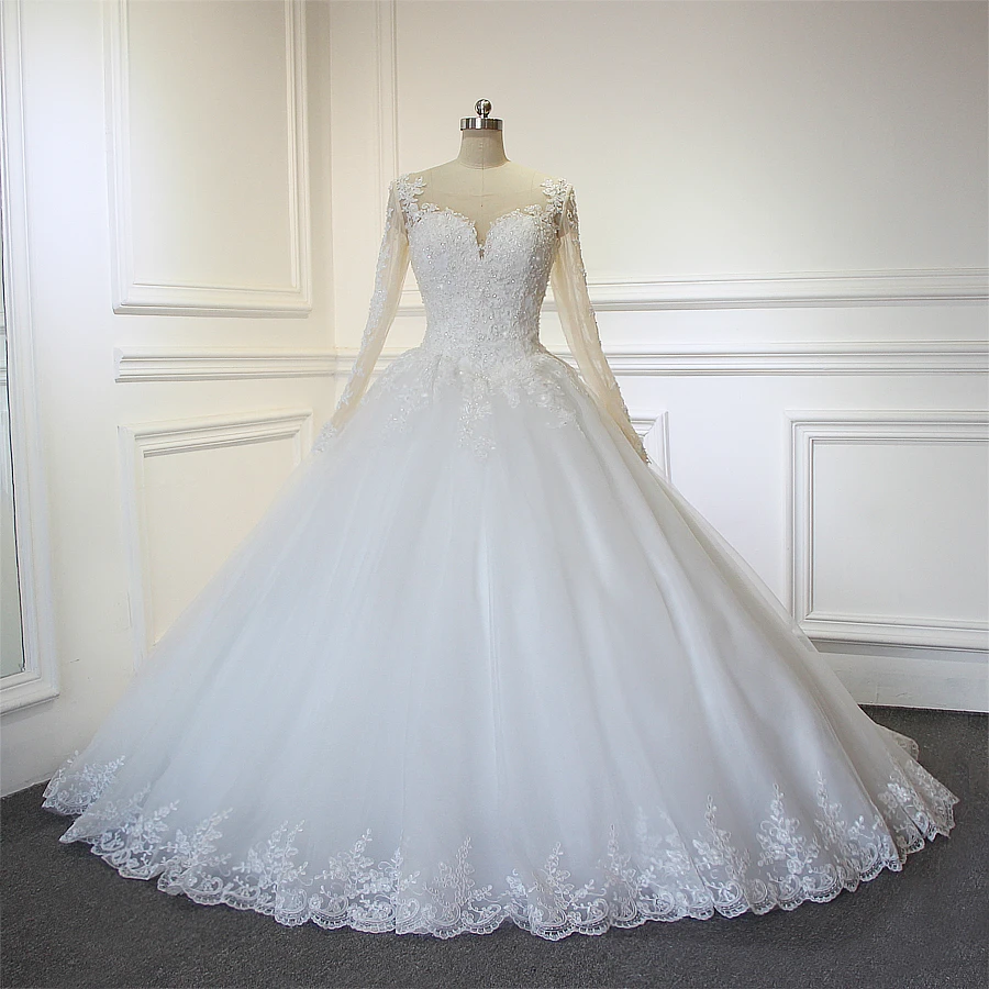 

Amanda Novias Cap Sleeve Lace Applique Fluffy Ball Gown Illusion Wedding Dress