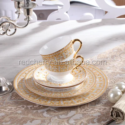 

6pcs/set Bone china European style dinnerware set fashion design dinner plate and coffee cup set