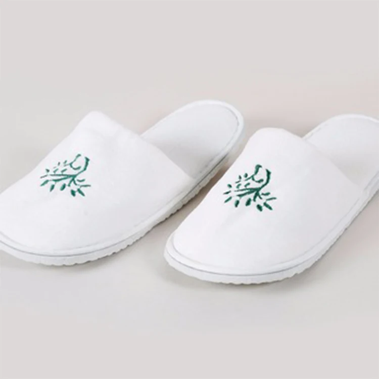 ELIYA embroidered logo hotel slipper/cotton slipper customized logo