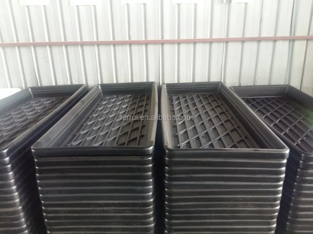 
Cow Footbaths/dairy containers 