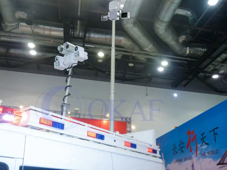 Pneumatic telescopic light tower