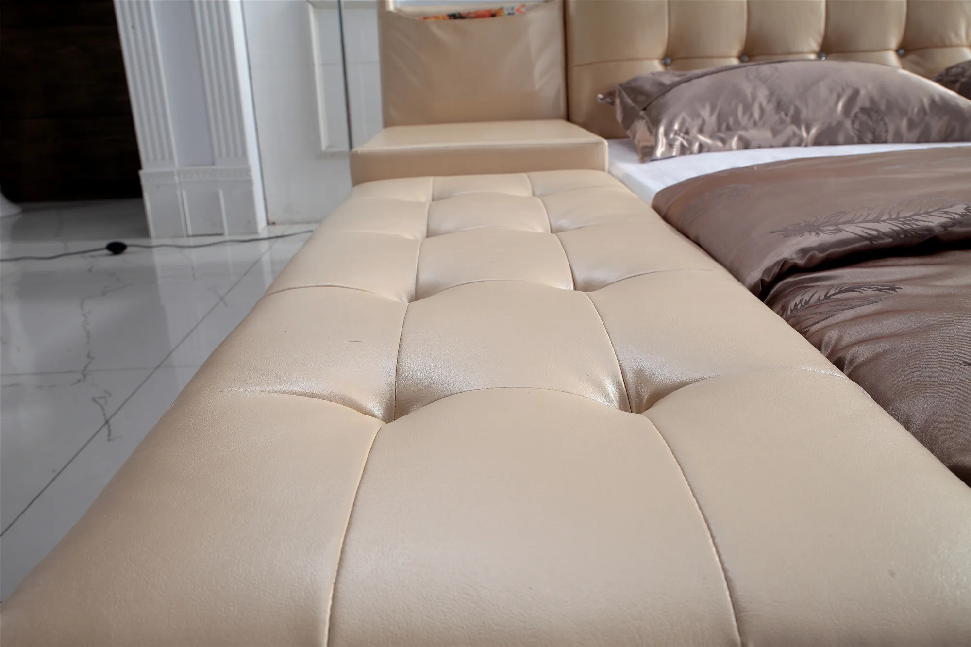 Modern genuine Leather double bed wedding bed bedroom set