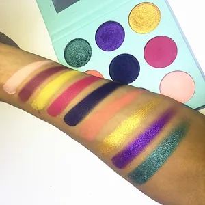 Gorgeous multi- color professional makeup wholesale matte and shimmer no brand private label eyeshadow palette