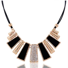 Moderní dámský náhrdelník z Aliexpress