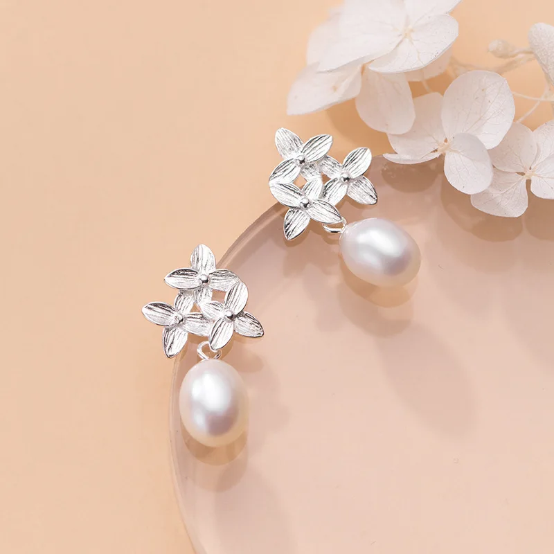

Good Quality 925 Sterling Silver Four Leaf Flower With Pearl Earrings Gifts Jewelry