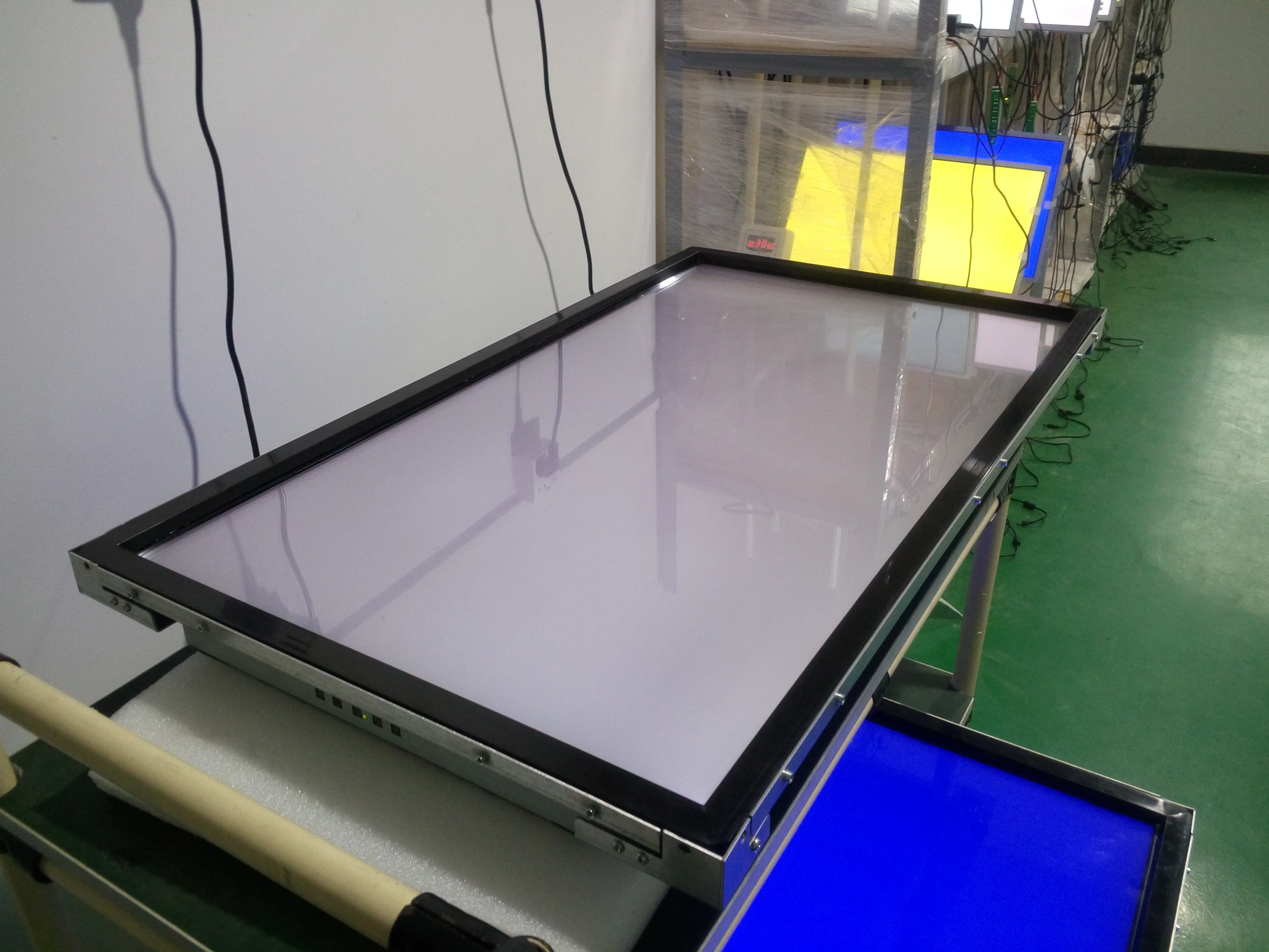 43英寸液晶面板防眩光触摸屏台式机全部在一台电脑触摸屏监视器红外