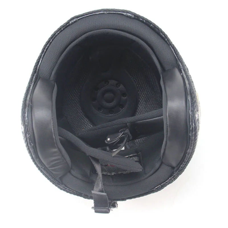 motorcycle helmet (2).jpg