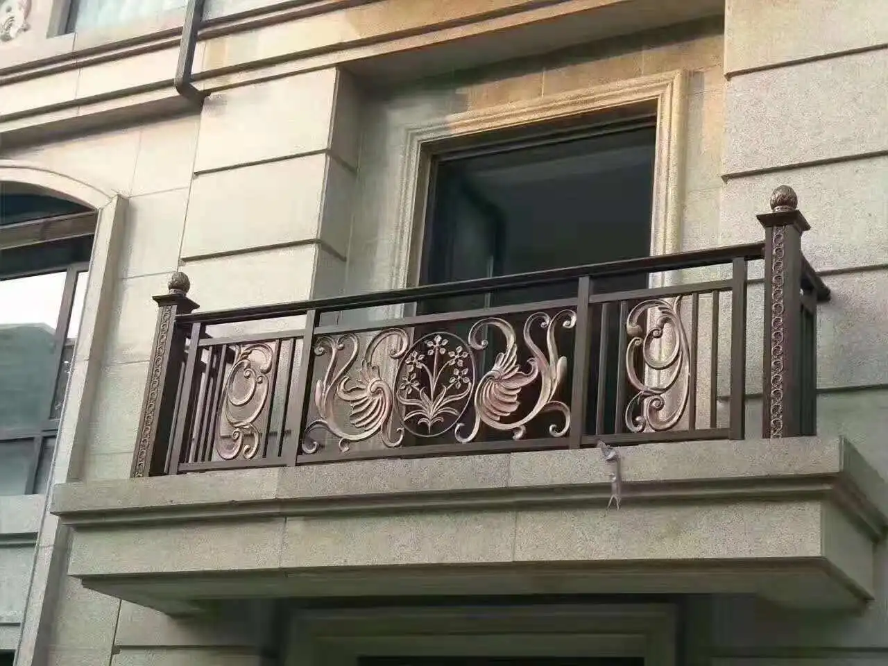 Fundición De Aluminio/forjado Cercas De Hierro Y Las Puertas Con Alta