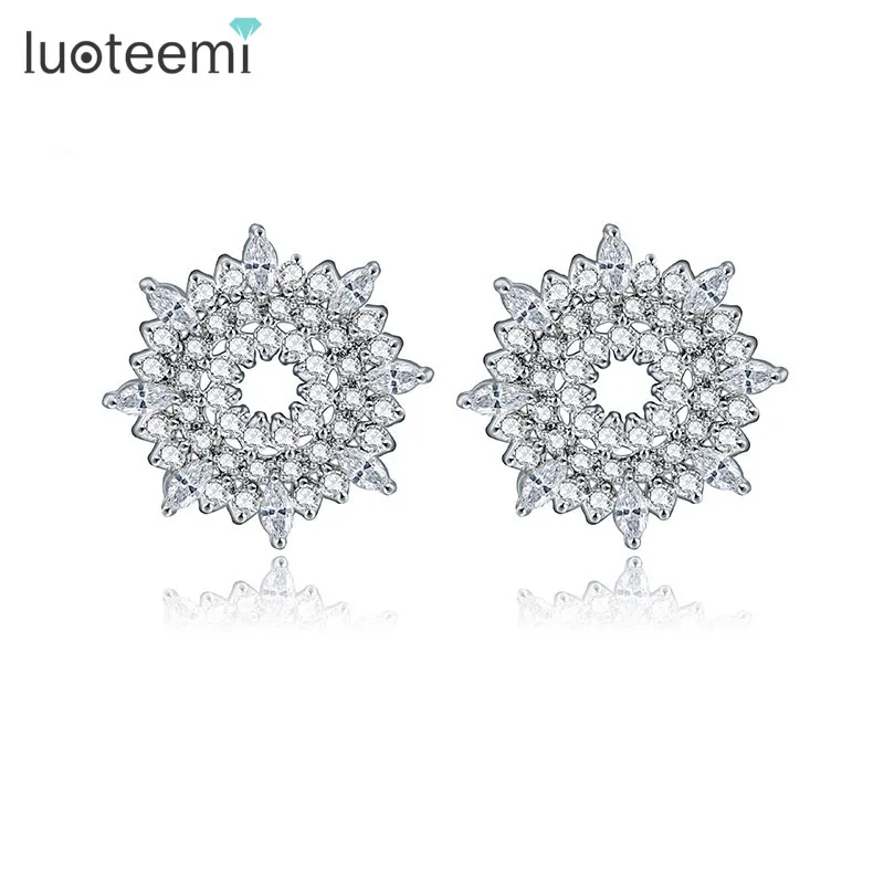 

LUOTEEMI AAA Quality Fashion 2016 New Style Sparkling Genuine Crystal CZ Diamond Stud Earrings Women, N/a