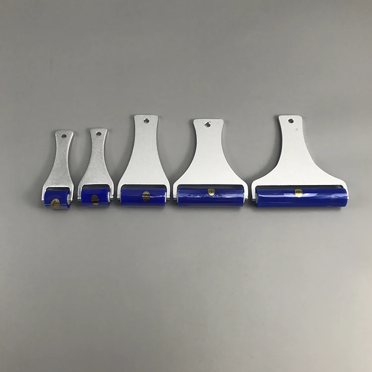 Durable 12" Cleanroom Sticky Silicone Roller With Plastic Handle Buy