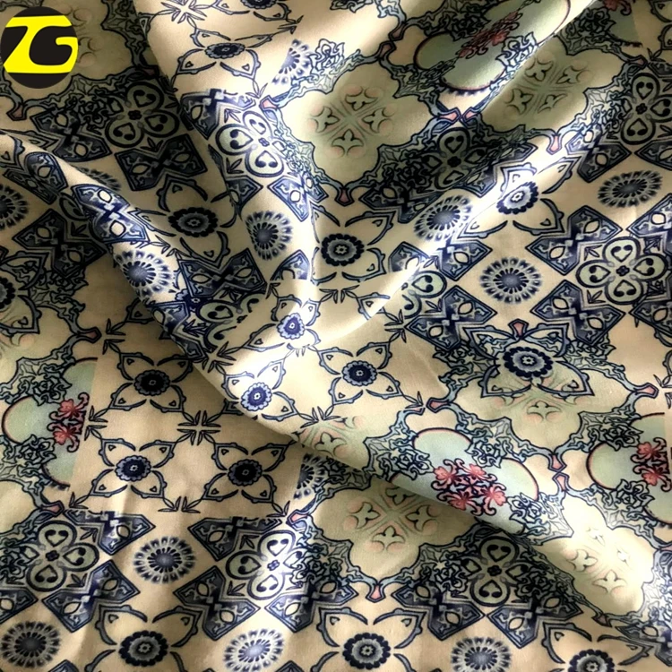 
2018 custom digital print spun rayon fabric with ethnic checked style 
