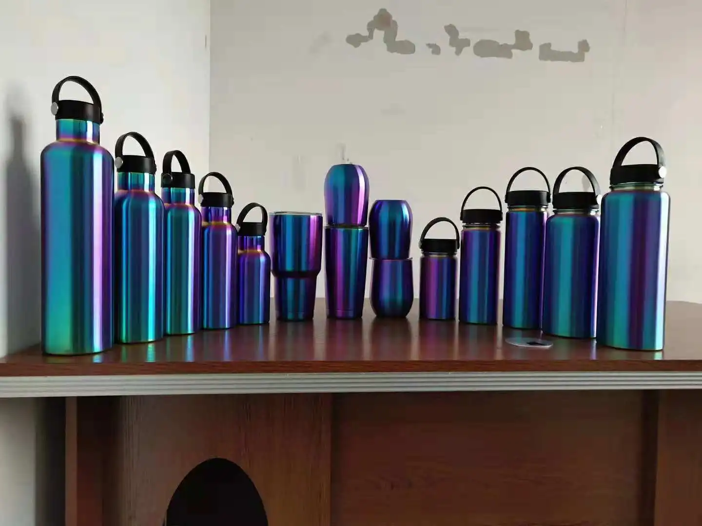 Metal Material And Ecofriendly Feature Recycle Aluminum Water Bottle