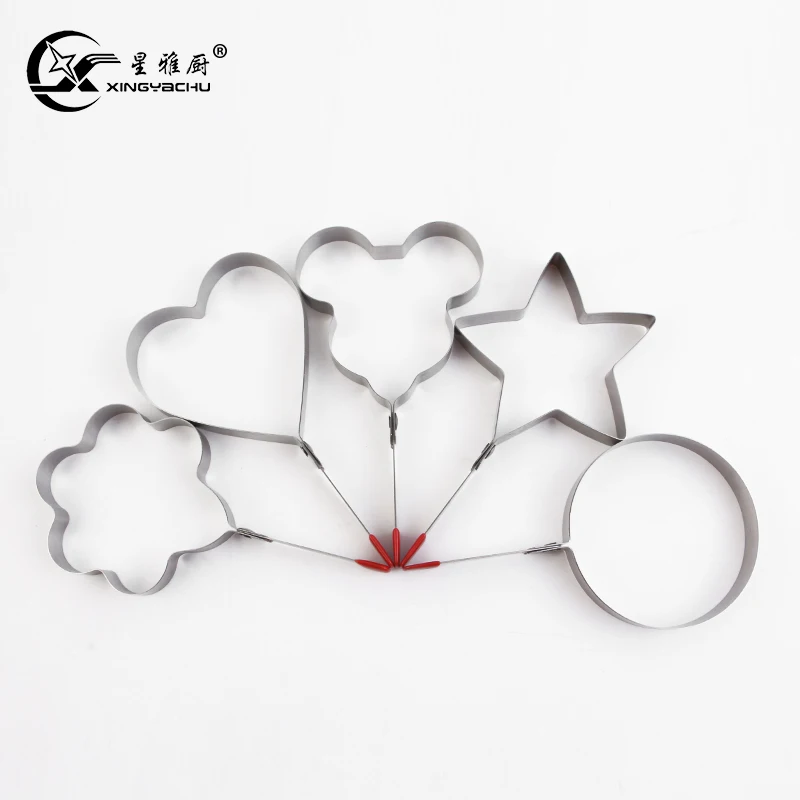 

Cute Flower Star Heart Shape Mould Stainless Steel Egg Frying Ring, Silver
