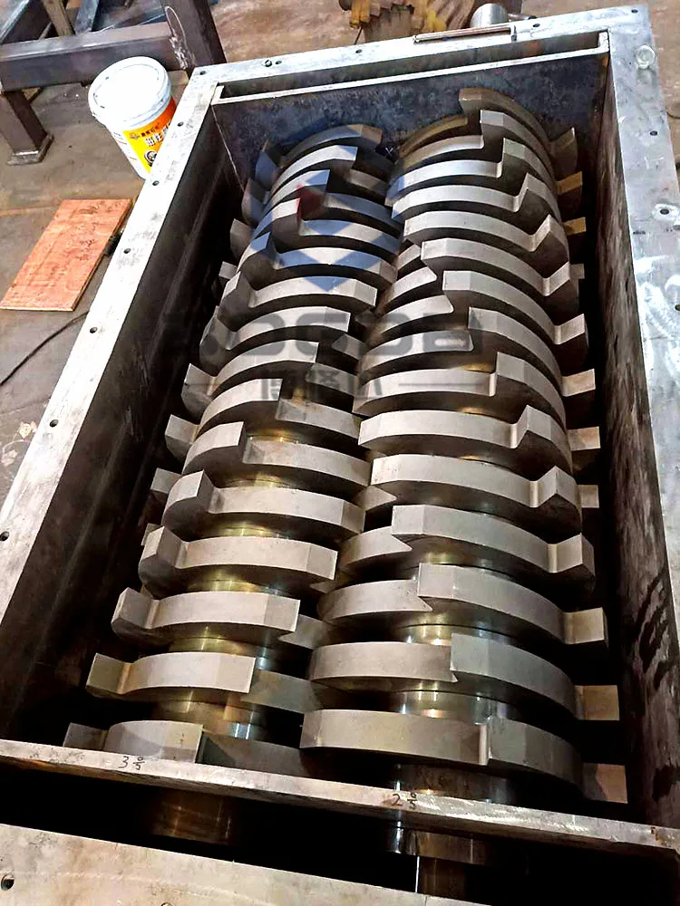 Doble eje trituradora de cuchillas de la máquina y cuchillos de ...